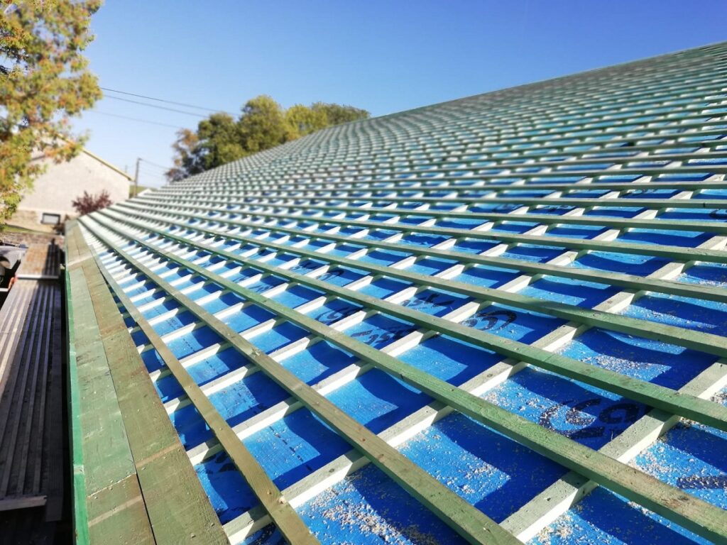 isolation toiture en construction 1024x768